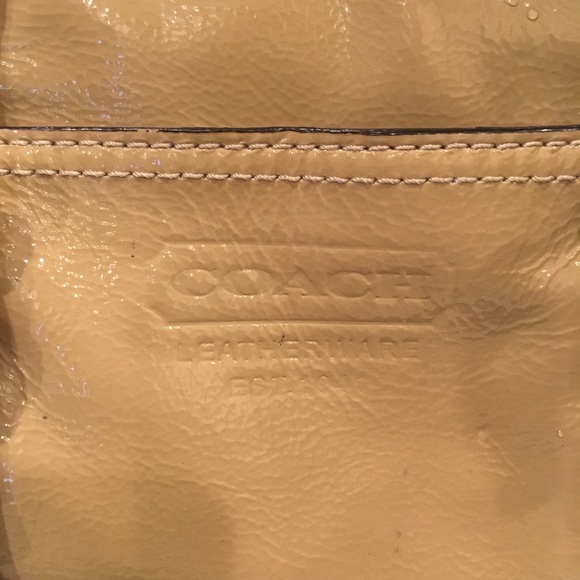 Coach tote - Picture 2 of 7